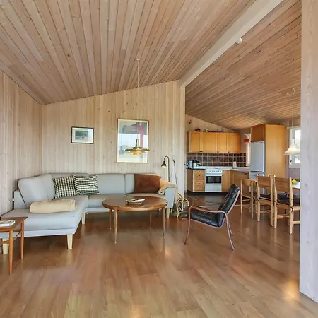 Отель Thia - 350m From The Sea In Nw Jutland By Interhome